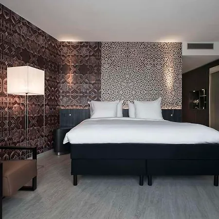 Mainport Hotel *