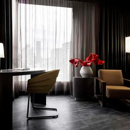 Hotel Mainport Rotterdam
