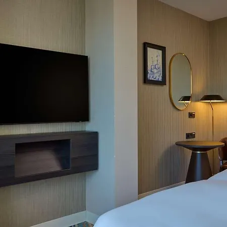 Mainport Hotel Rotterdam