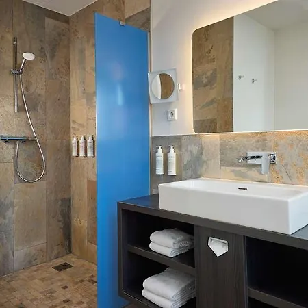 Hotel Mainport Rotterdam